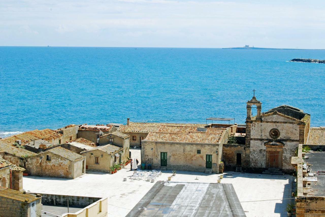 Casa Vacanza "La Piazzetta" Marzamemi Exterior photo